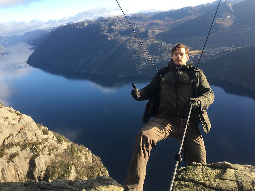 Henry Cavill On Set